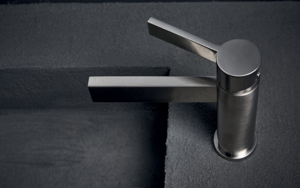 CASE brushed horizon.