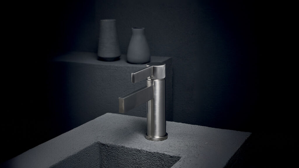 CASO vert. spazzolato